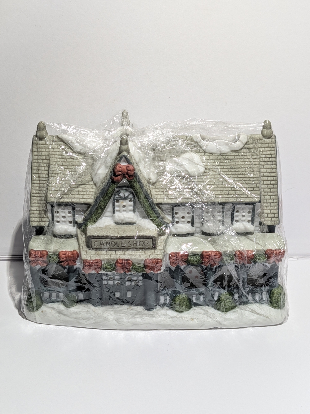 Vintage P0266 PartyLite Candle Shop, Tealight House – Christmas Village